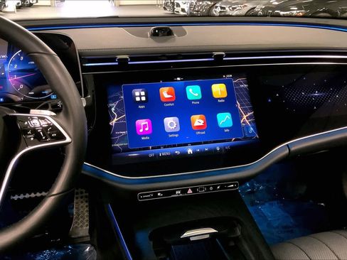 Used 2025 Mercedes-Benz E 450 4MATIC All-Terrain Wagon image 6