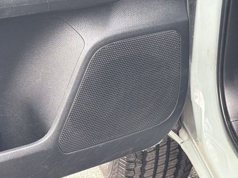 Used 2023 Toyota Tacoma TRD Off-Road image 19