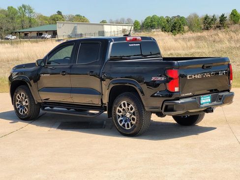 Used 2026 Chevrolet Colorado Z71 w/ Technology Package AWD/4WD image 6