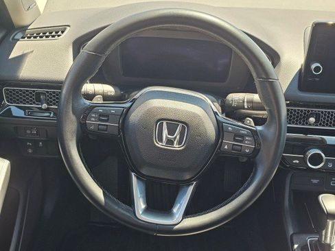 Used 2022 Honda Civic Touring image 25