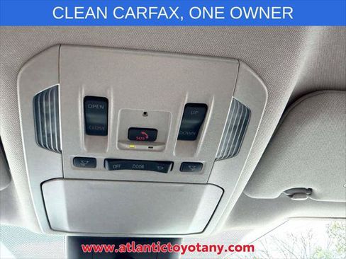 Certified 2025 Toyota Highlander XLE FWD image 33