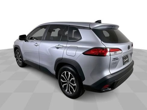 Used 2025 Toyota Corolla Cross AWD Hybrid image 6