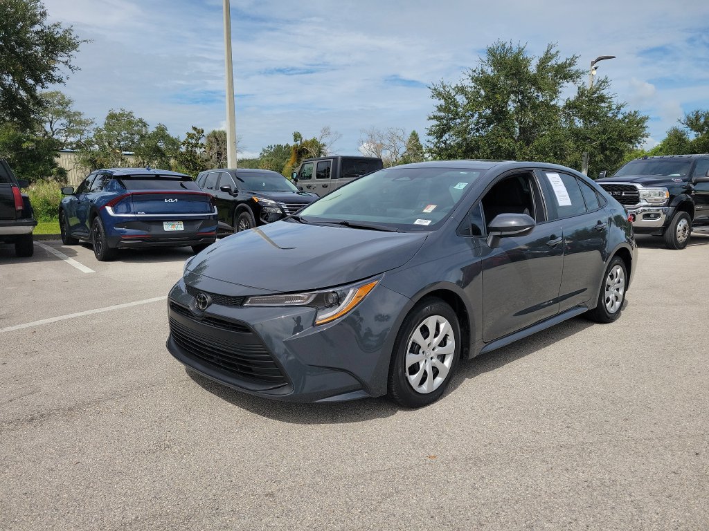 Certified 2023 Toyota Corolla LE FWD image 31