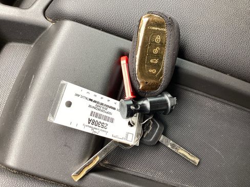 Used 2019 Chevrolet Silverado 1500 Custom Trail Boss image 26