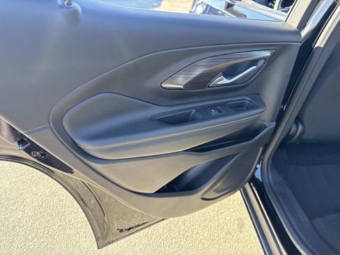 Used 2024 GMC Terrain SLE image 18