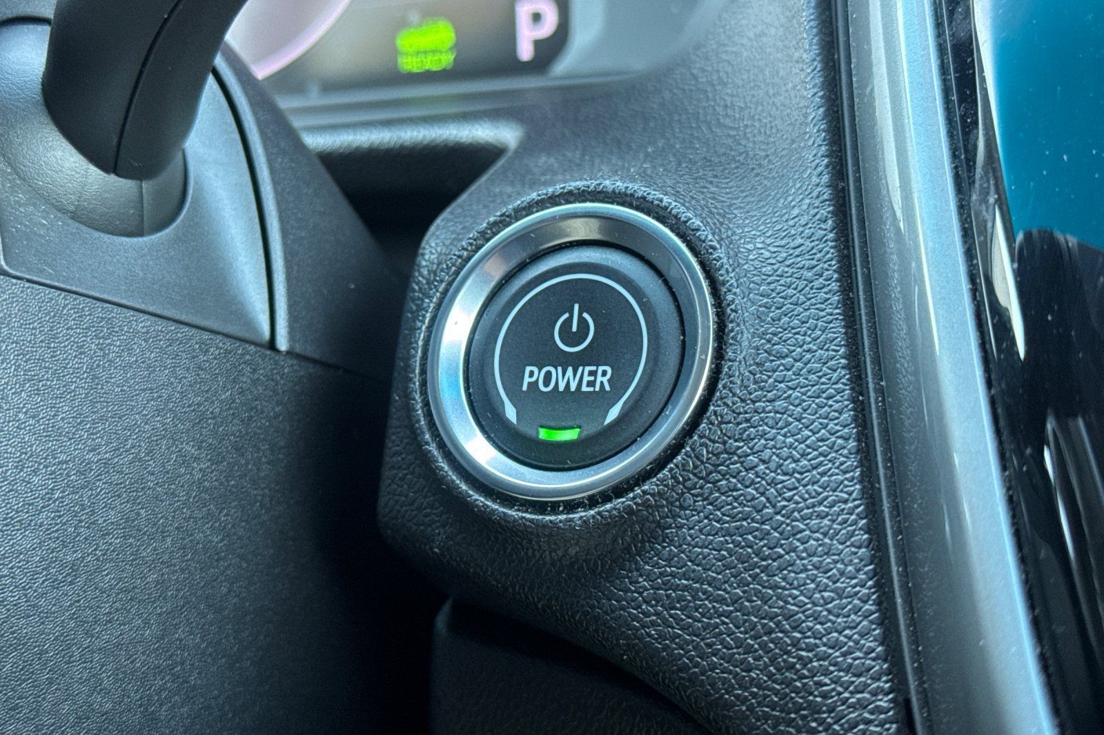 Used 2023 Chevrolet Bolt LT w/ Infotainment Package FWD image 33