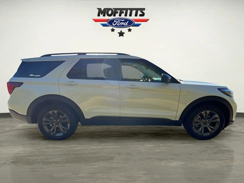 New 2026 Ford Explorer Active w/ Active Comfort Package image 4