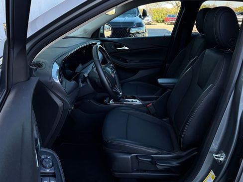 Used 2025 Buick Encore GX Preferred image 10
