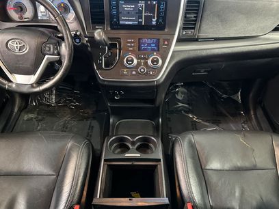 Used 2015 Toyota Sienna SE w/ SE Preferred Package