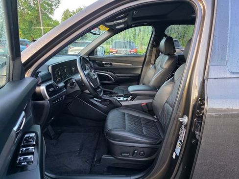 Certified 2024 Kia Telluride EX X-Line AWD/4WD image 17