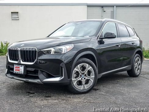 Used 2023 BMW X1 xDrive28i w/ Convenience Package AWD/4WD image 2