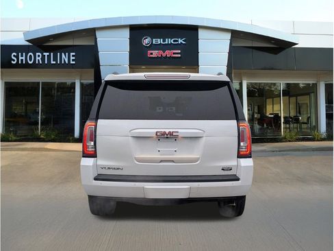 Used 2019 GMC Yukon SLT w/ Premium Edition AWD/4WD image 4