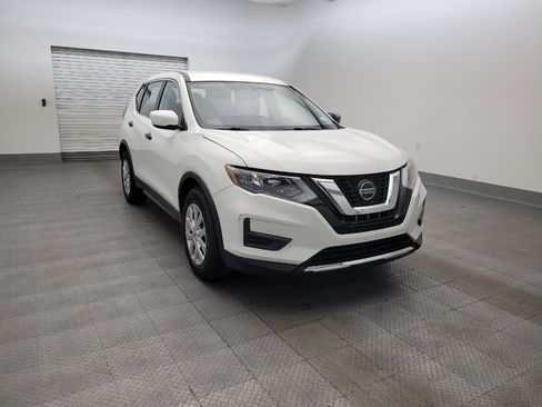 Used 2018 Nissan Rogue S FWD image 13