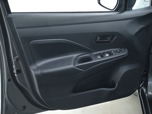 Certified 2025 Nissan Versa S w/ Trunk Package image 15