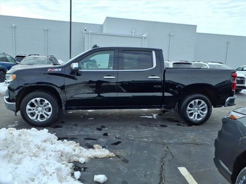 Used 2023 Chevrolet Silverado 1500 LTZ w/ LTZ Premium Package image 4