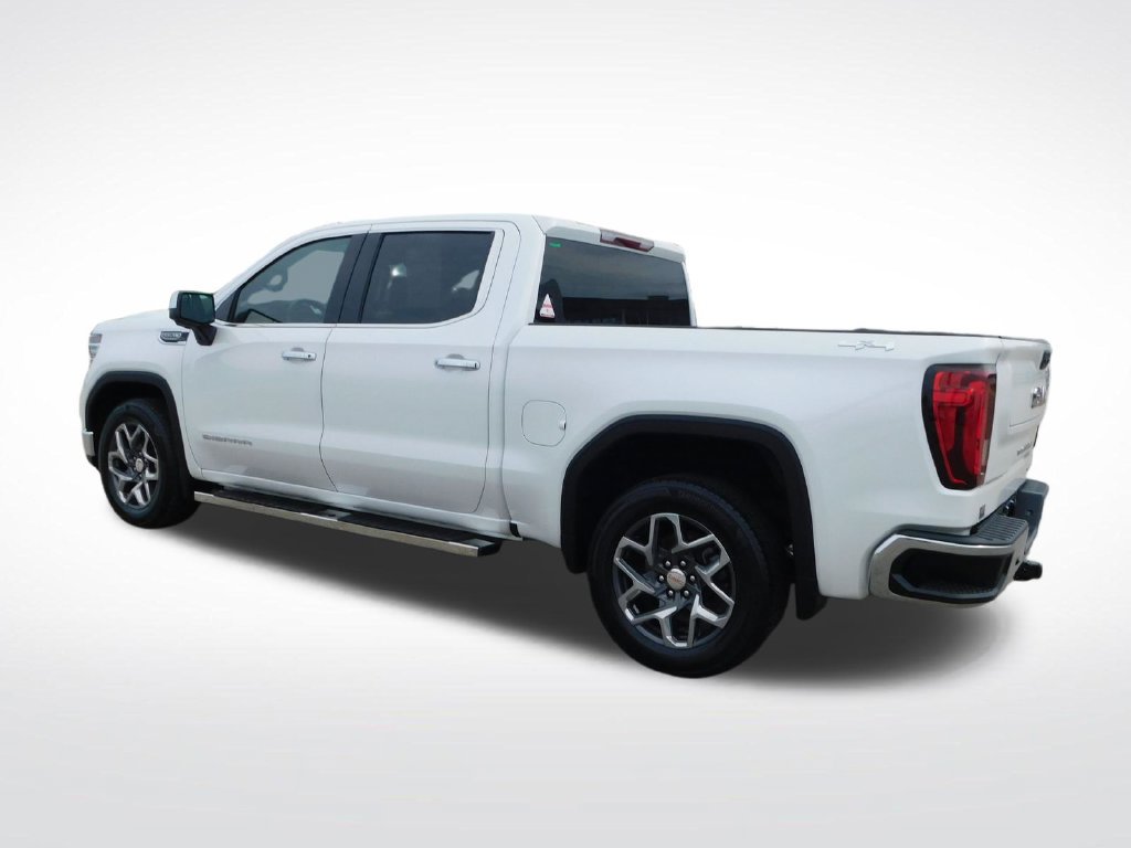 Used 2023 GMC Sierra 1500 SLT AWD/4WD image 10