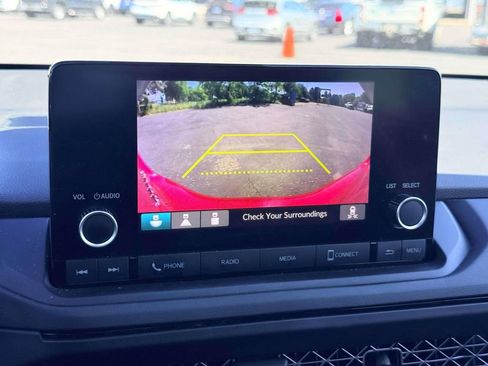 Used 2024 Honda Accord EX image 24