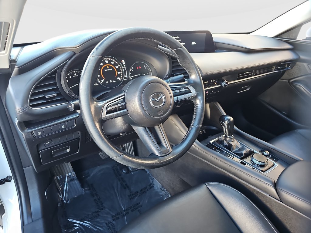 Used 2021 MAZDA MAZDA3 s FWD image 9