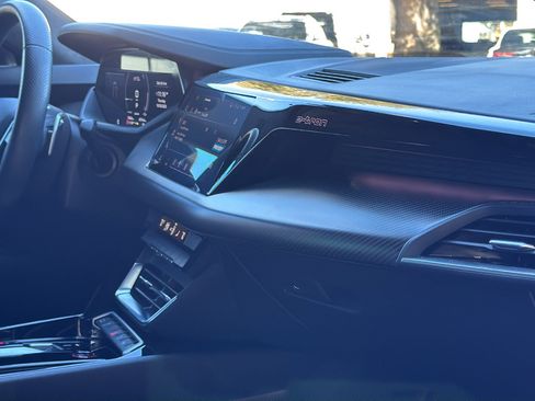 Used 2023 Audi RS e-tron GT w/ Carbon Performance Package image 28