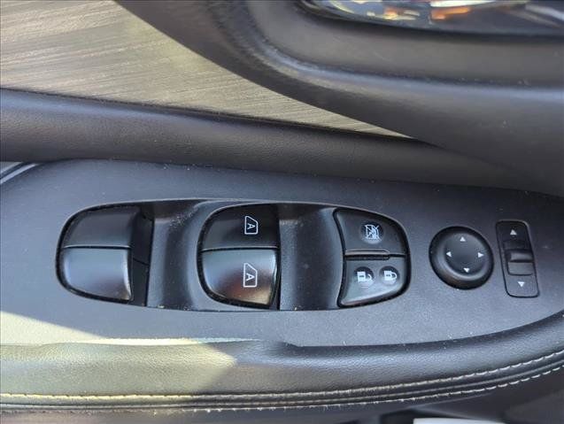 Used 2018 Nissan Murano SV FWD image 10