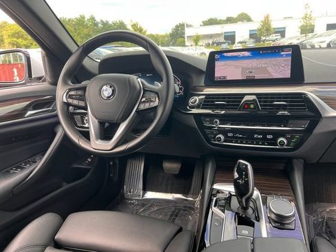 Used 2020 BMW 530e w/ Convenience Package RWD image 16