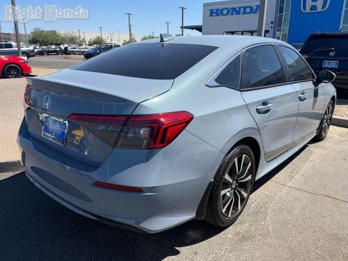 Used 2024 Honda Civic EX image 4