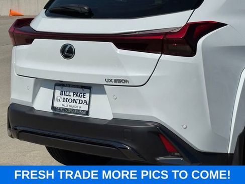 Used 2024 Lexus UX 250h F Sport FWD image 8