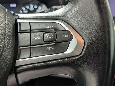 Used 2022 Jeep Compass Latitude w/ Sun and Sound Group AWD/4WD image 22