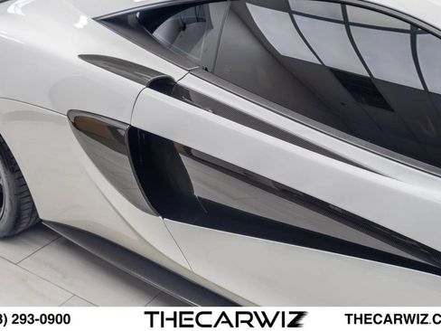 Used 2016 McLaren 570S Coupe RWD image 35