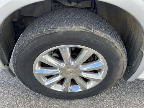 Used 2010 INFINITI QX56 4WD w/ Technology Pkg image 25
