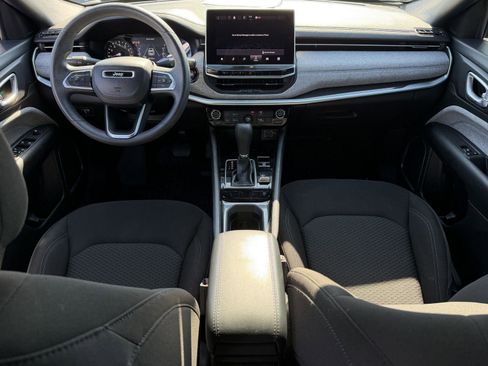 Used 2023 Jeep Compass Sport AWD/4WD image 6