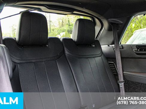 Used 2023 Land Rover Range Rover Long Wheelbase SE image 20