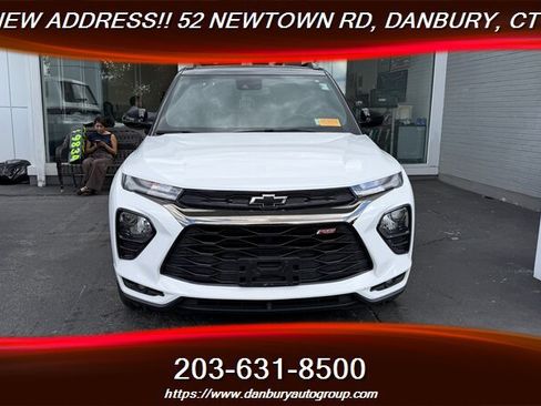 Used 2023 Chevrolet TrailBlazer RS w/ Convenience Package FWD image 8