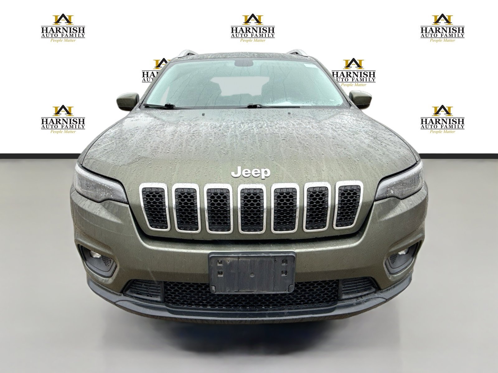 Used 2019 Jeep Cherokee Latitude Plus w/ Cold Weather Group AWD/4WD image 8