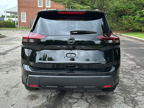 Used 2026 Nissan Rogue Dark Armor AWD/4WD image 5