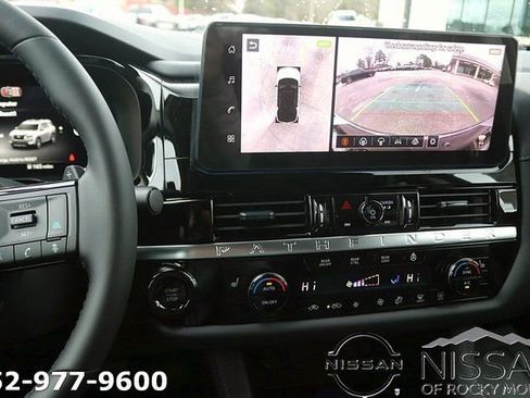New 2026 Nissan Pathfinder SL AWD/4WD image 21