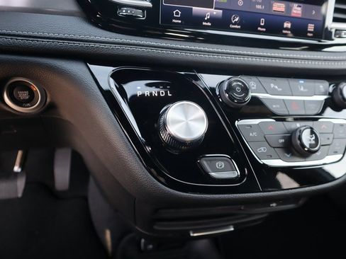 New 2026 Chrysler Pacifica Select image 8
