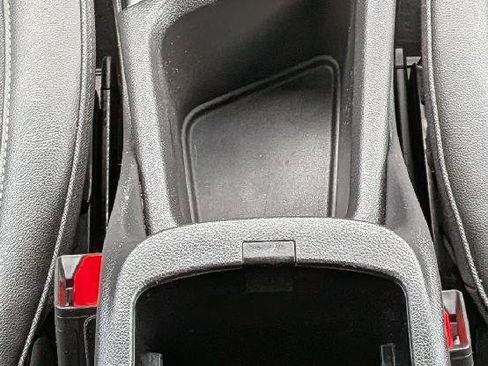 Used 2024 Buick Encore GX Preferred w/ Comfort Package AWD/4WD image 17
