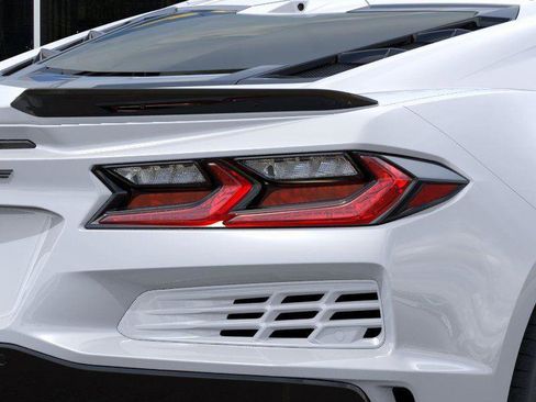 New 2025 Chevrolet Corvette E-Ray w/ Battery Protection Package AWD/4WD image 33