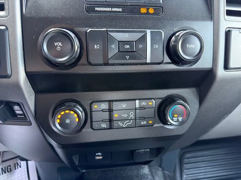 Used 2022 Ford F250 XL w/ Power Equipment Group AWD/4WD image 22