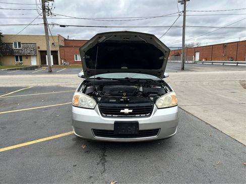 Used 2007 Chevrolet Malibu LT w/ Front Seating Package image 13