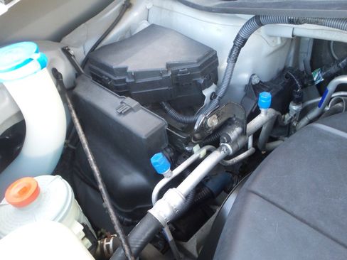 Used 2010 Honda Pilot Touring image 18