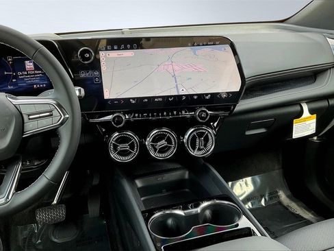 New 2026 Chevrolet Blazer EV LT image 6