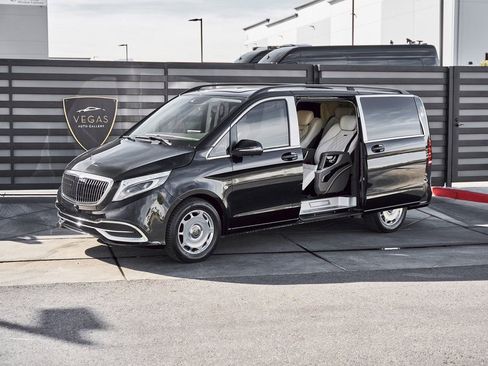 Used 2021 Mercedes-Benz Metris Passenger w/ Premium Safety Package image 4