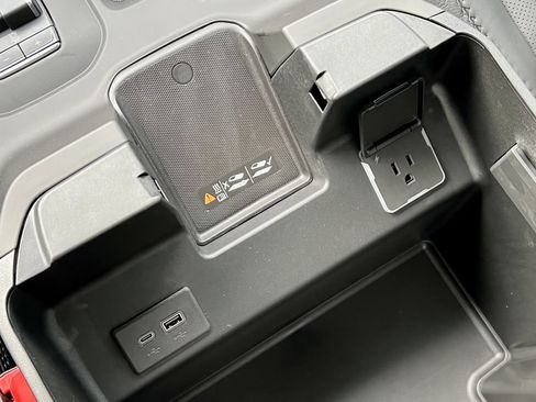 New 2026 GMC Sierra 2500 Denali w/ Denali Reserve Package image 31