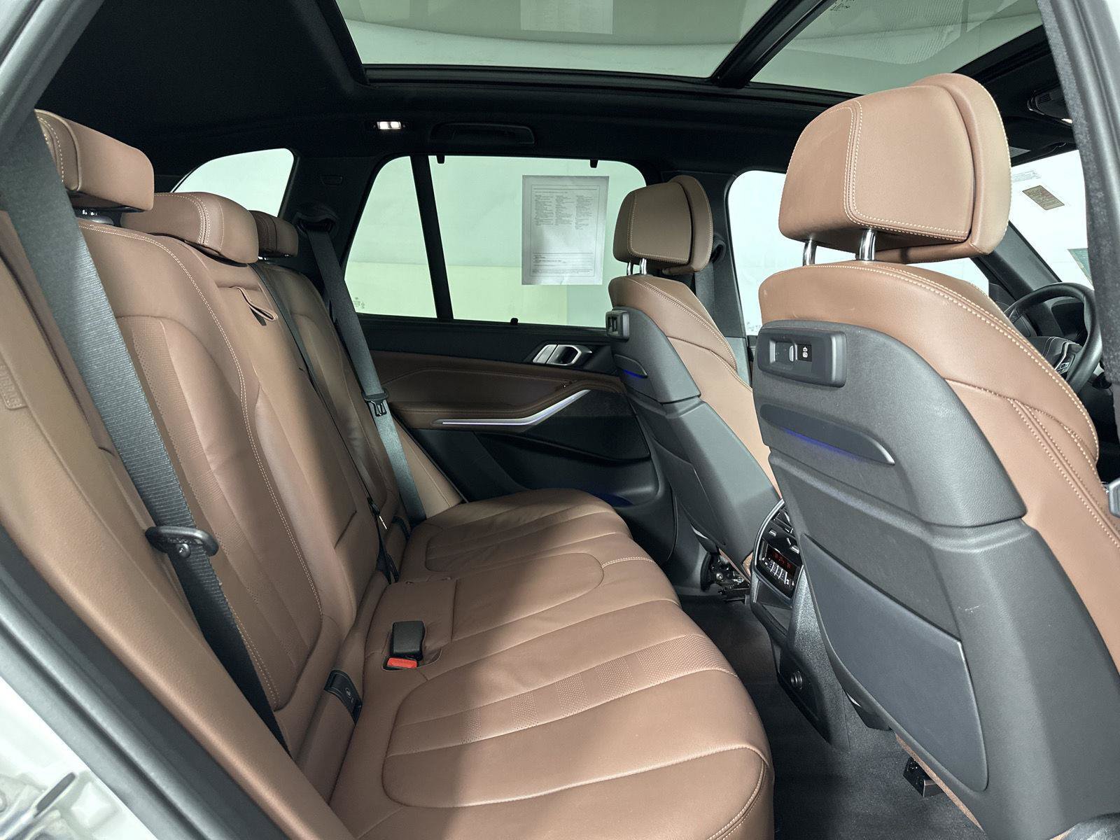 Used 2020 BMW X5 xDrive40i w/ Premium Package AWD/4WD image 29