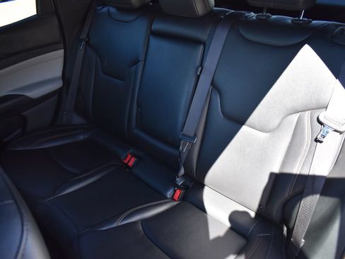 Certified 2024 Jeep Compass Limited AWD/4WD image 18