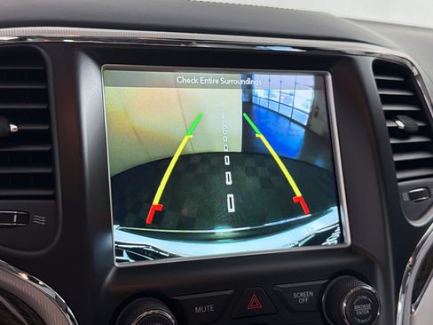Used 2018 Jeep Grand Cherokee Summit AWD/4WD image 20