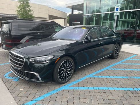 Certified 2024 Mercedes-Benz S 580 4MATIC Sedan image 2