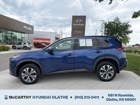 Used 2021 Nissan Rogue SV FWD image 12